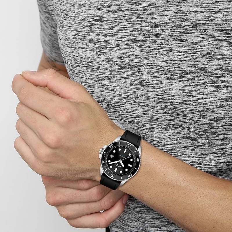 Hugo boss 2025 watches the bay