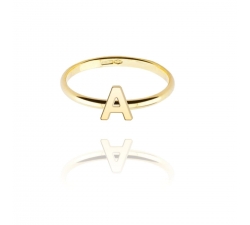 Facco Gioielli customizable initial ring in gold 755400E