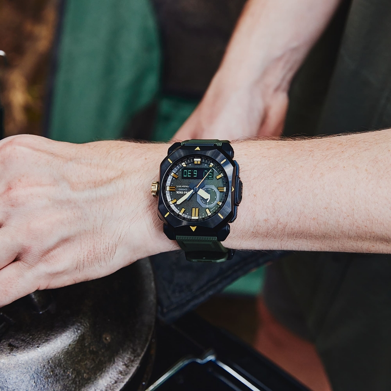 Casio men's pro trek 2025