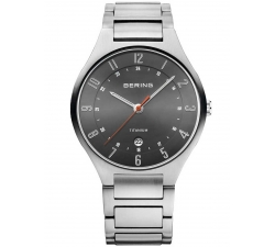 Bering Men&#39;s Watch 11739-772