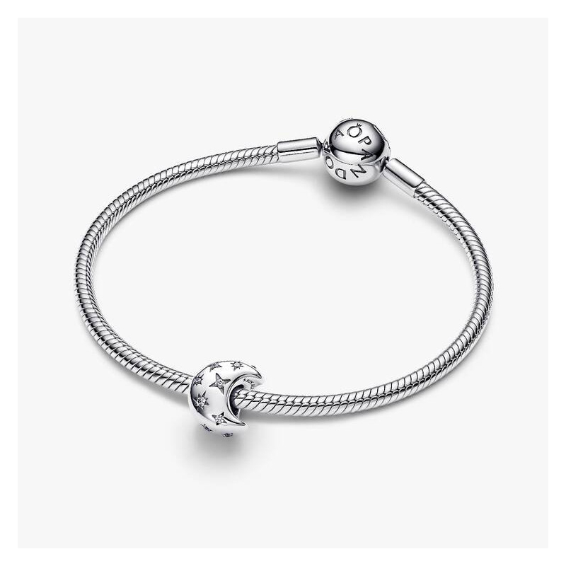 Pandora Halbmond-Charm „Der Himmel ist die Grenze“ 794254C01 Pandora Halbmond-Charm „Der Himmel ist die Grenze“ 794254C01