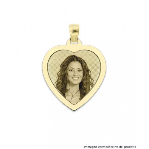 Heart-shaped engraved medal with CIP 34.1 AU frame