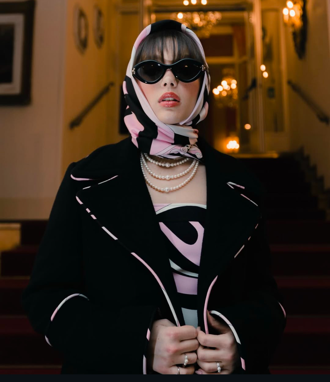 Sarah Toscano's Outfit and Jewels at Sanremo 2025: Miluna protagonist